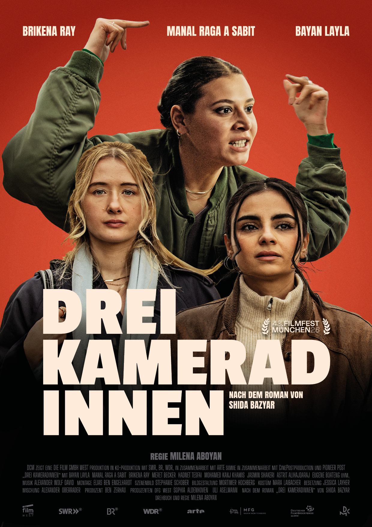 Drei Kameradinnen